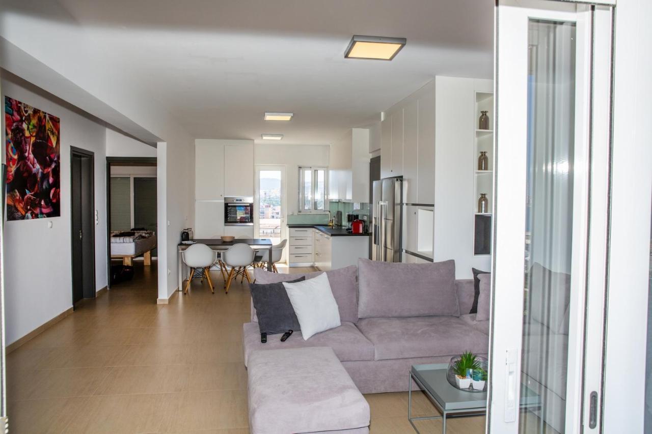 Komfort City Apartment "Elias" Mit Meerblick In Lavrio Kültér fotó